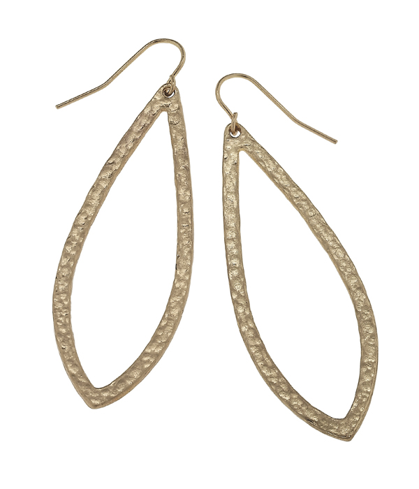 Hammered teardrop earring