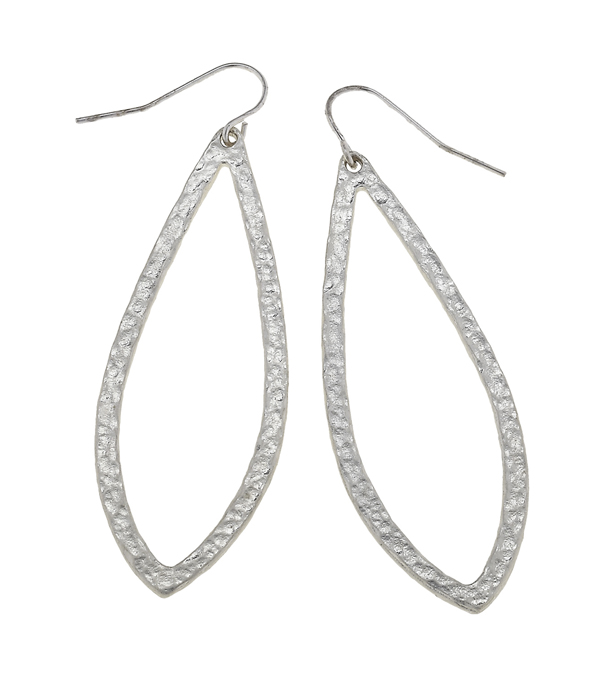 Hammered teardrop earring