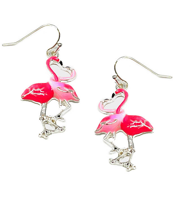 Kissing flamingo love earring