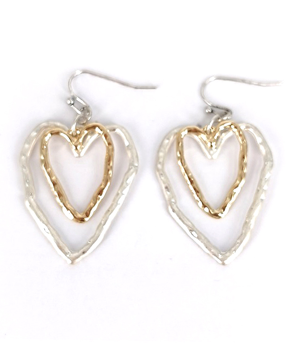 HAMMERED METAL DOUBLE HEART EARRING