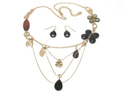 Multi strand and acryl butterfly deco strand necklace and earring set 