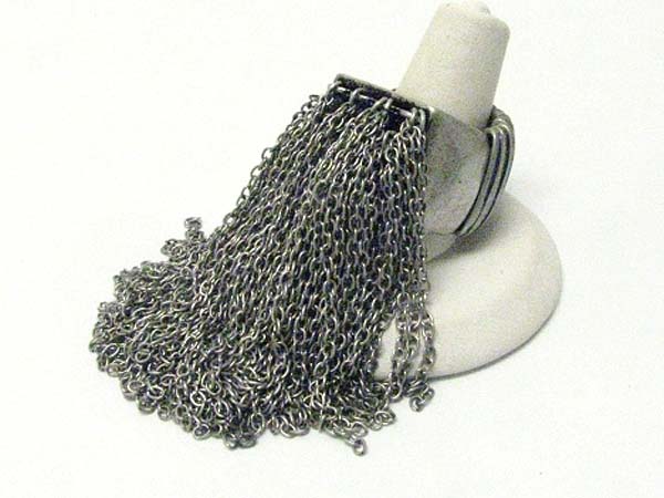 Long metal chain tassel drop stretch ring