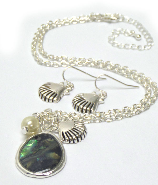 Shell abalone stone with pearl necklace set 