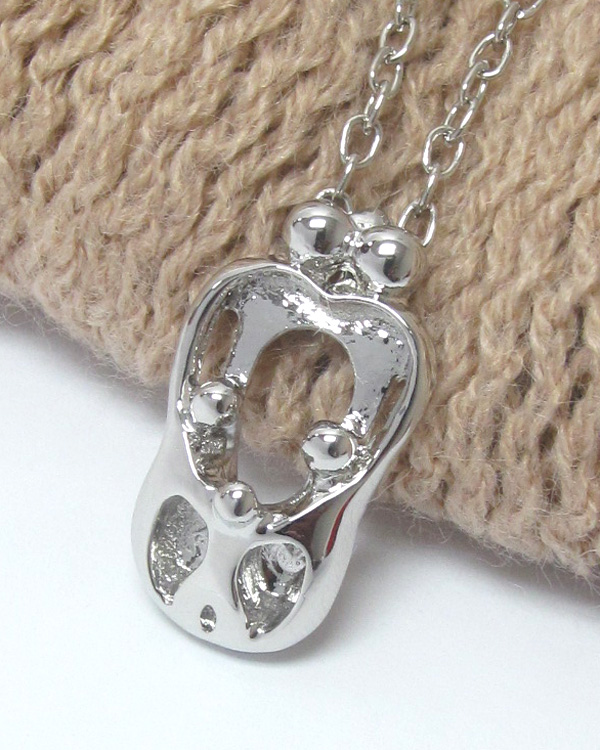 Family love pendant necklace - parents and three children