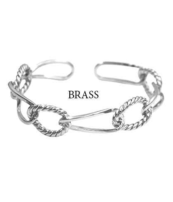 METAL RING LINK BANGLE BRACELET - BRASS