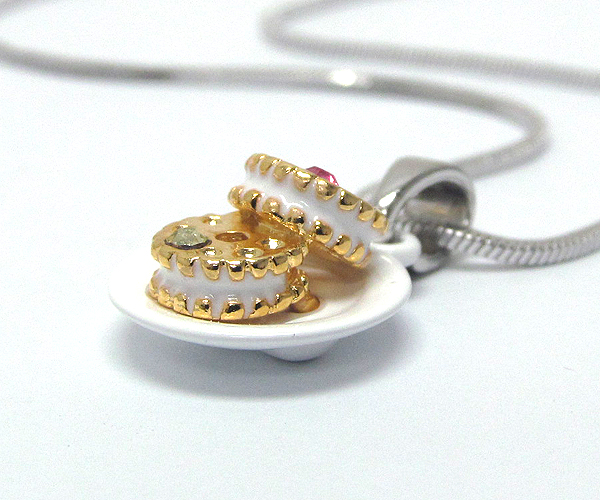 Made in korea whitegold plating and metal epoxy crystal stud two miniature cookie pendant necklace
