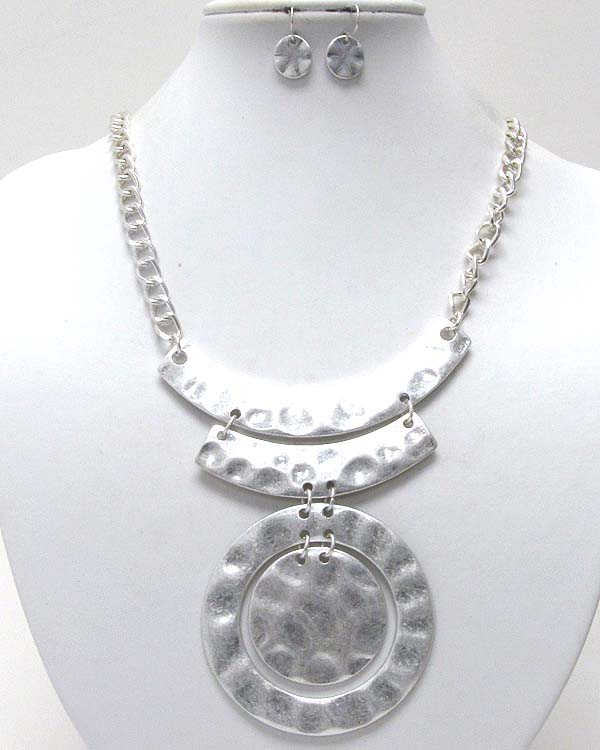Two bars drop large hammered metal round medallion chain necklace earring set