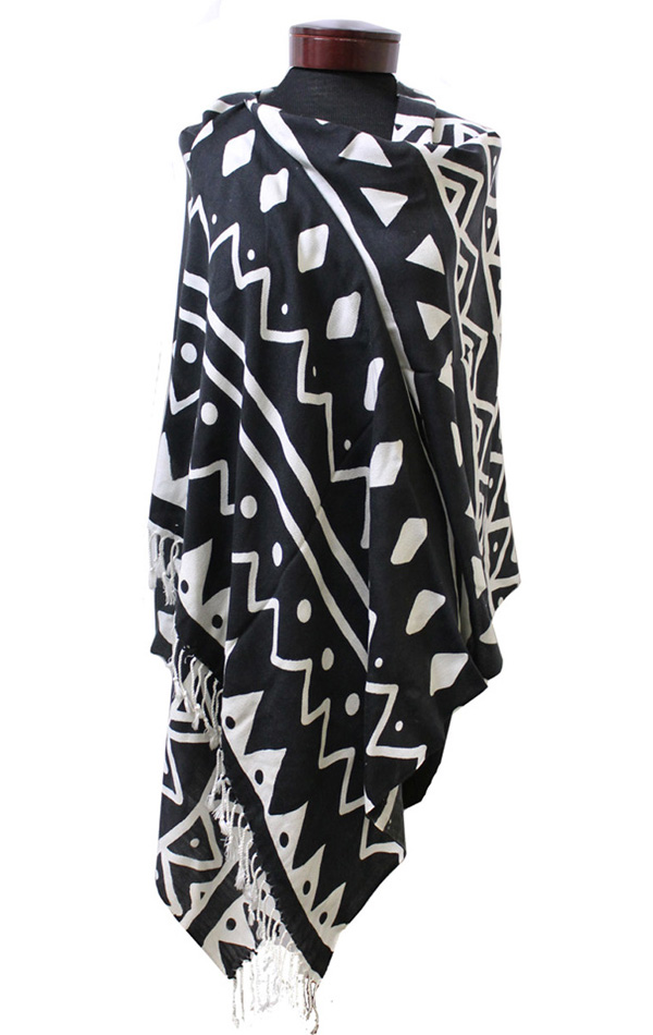 Tribal pattern black and white shawl