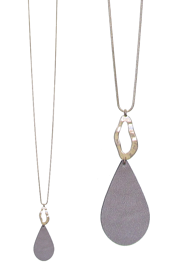 Metalic teardrop pendant long necklace
