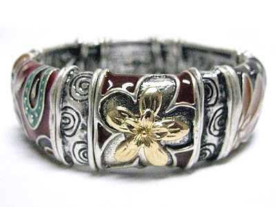 Colored metal art stretch bracelet