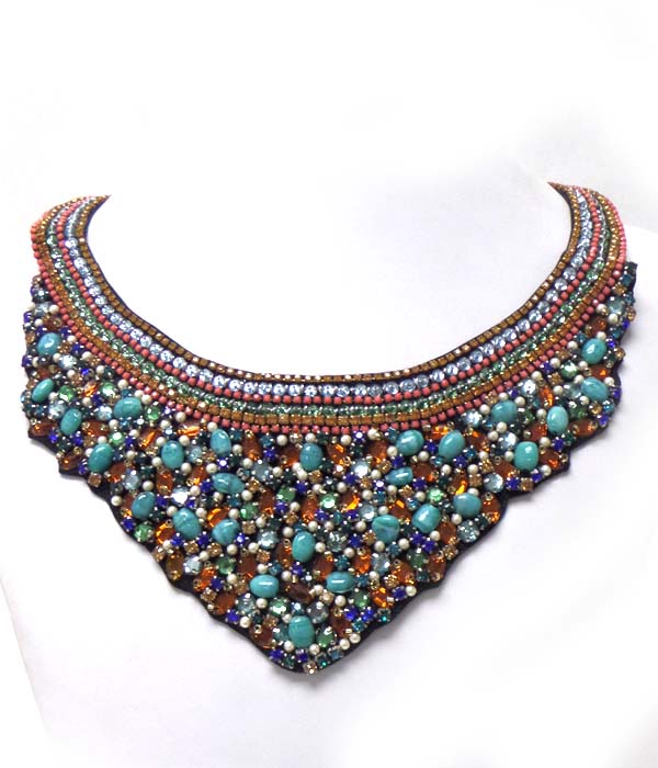 Layer multi pearls and stone bib necklace