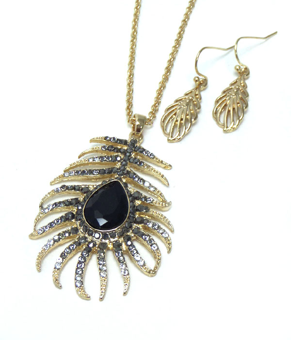Feather with stone in center and crystals necklace set 