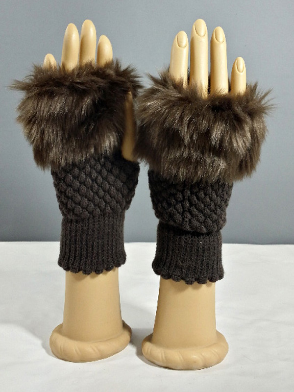 Fur short hand warmer