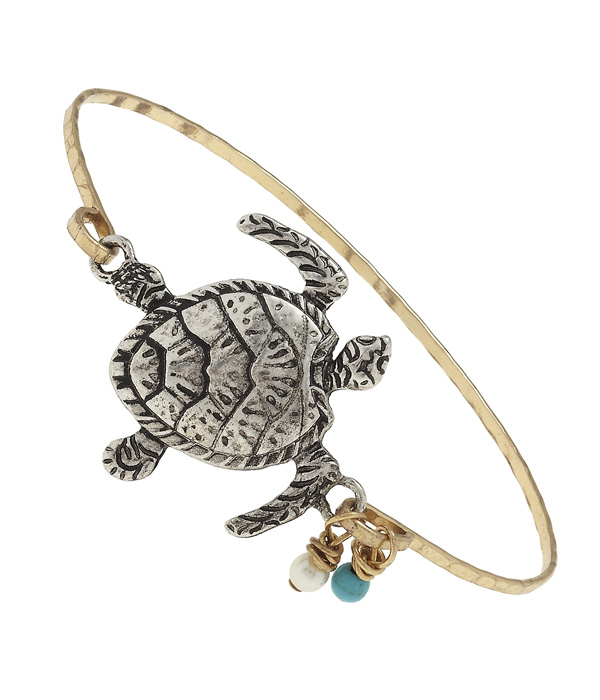 Handmade sea turtle wire bangle bracelet