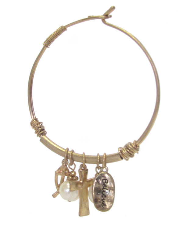 Cross theme charm wire bracelet