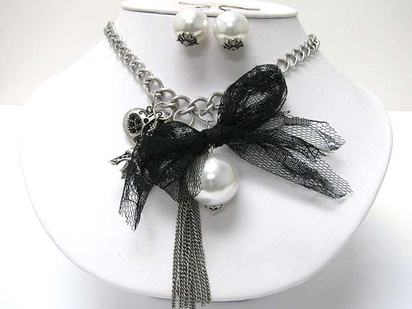 CRYSTAL HEART AND EIFEL TOWER CHARM WITH PEARL AND CHIFFON RIBBON NECKLACE EARRING SET