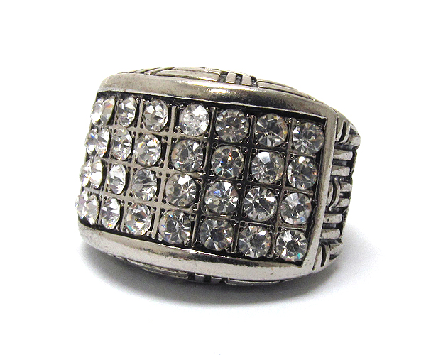 Crystal rectengel deco and metal casting stretch ring