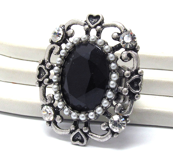 Crystal and pearl glass stone oval stretch ring
