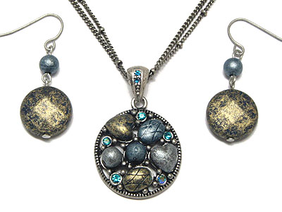 Round shape patina and crystal pendant necklace3 and earring set