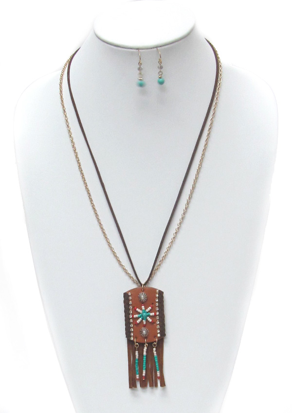 Boho style chain and suede tassel necklace set