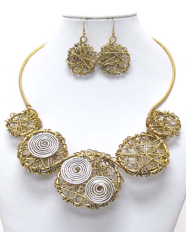 Wire art disk deco chocker style necklace earring set