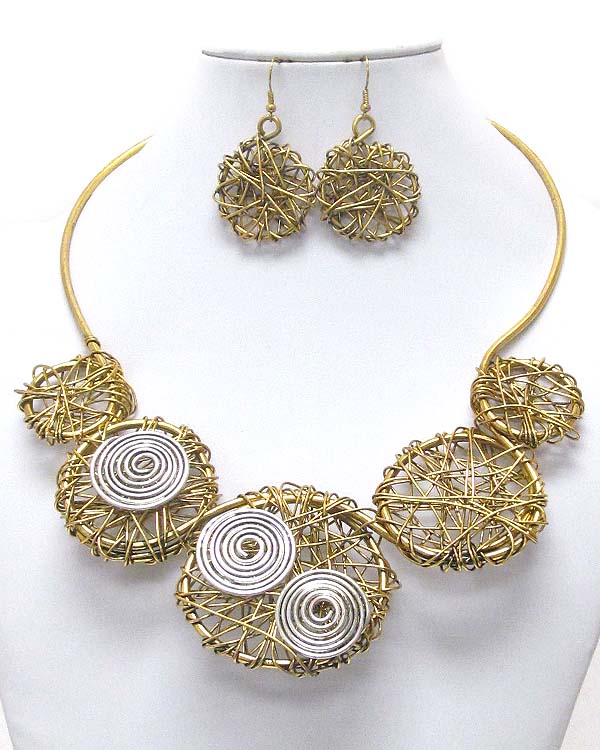 WIRE ART DISK DECO CHOCKER STYLE NECKLACE EARRING SET