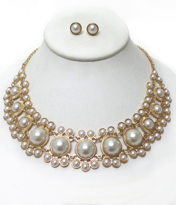 Linked multi size pearl necklace set 