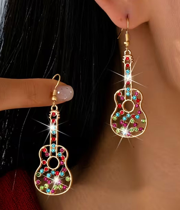 Guitar earring