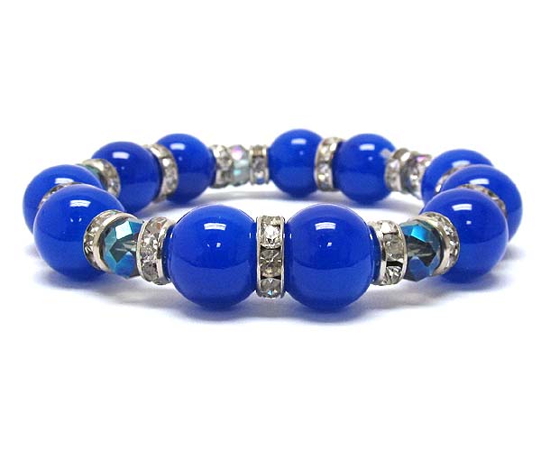 Multi glass beads and crystal rondell between stretch barcelet