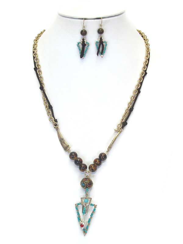 Bohemian style arrowhead pendant necklace set