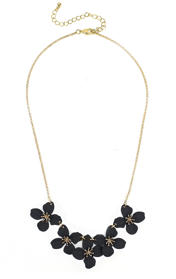 MULTI FLOWER LINK NECKLACE