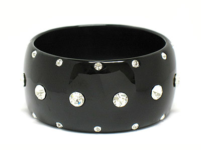 MULTI CRYSTAL AND WIDE ACRYLIC BANGLE BRACELET