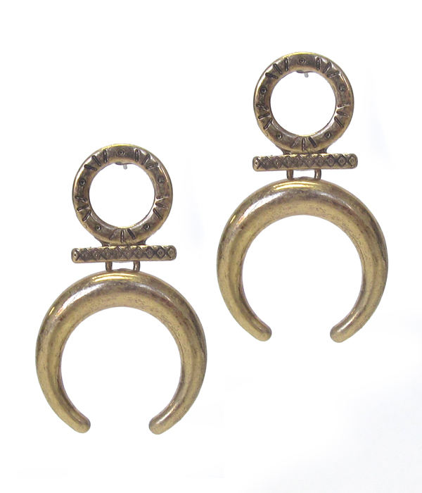 Simple squash blossom stud earring