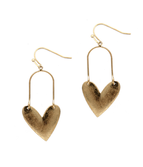 HEART EARRING