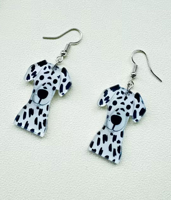 Dog theme acrylic earring - dalmatian
