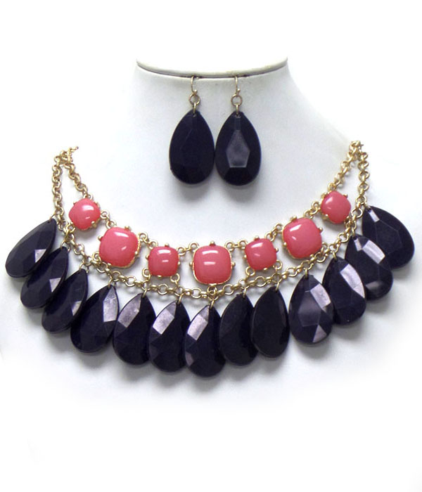 Teardrop acrylic facet necklaceset
