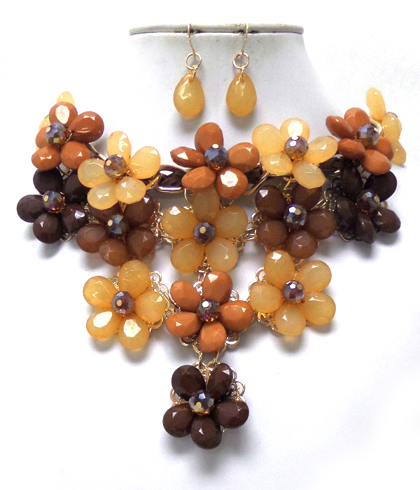 Chunky acrylic facet flower necklace set 