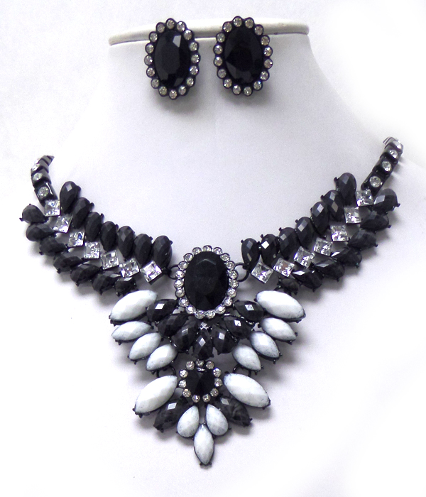 Multi stone crystals flower necklace set