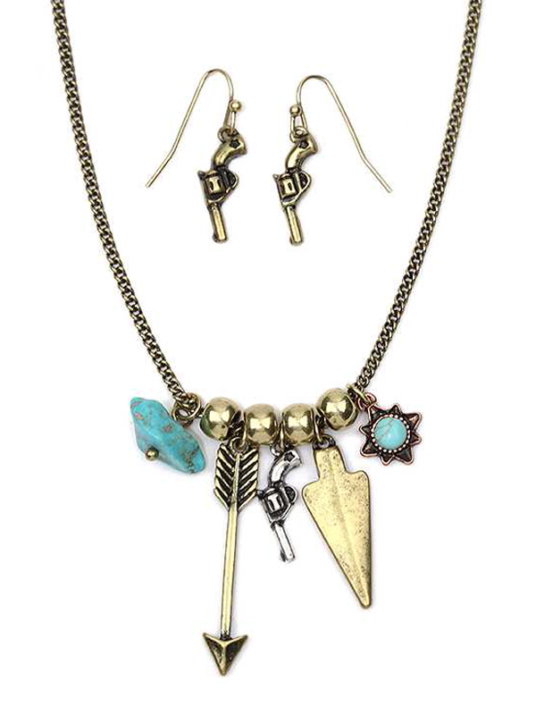 GUN AND ARROWHEAD CHARM PENDANT NECKLACE SET