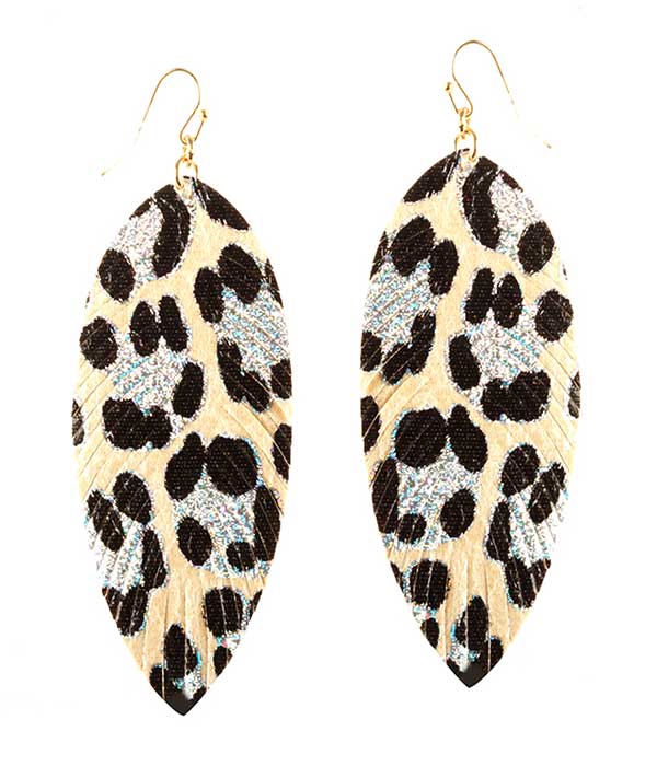Animal print leatherette  earring - leaf