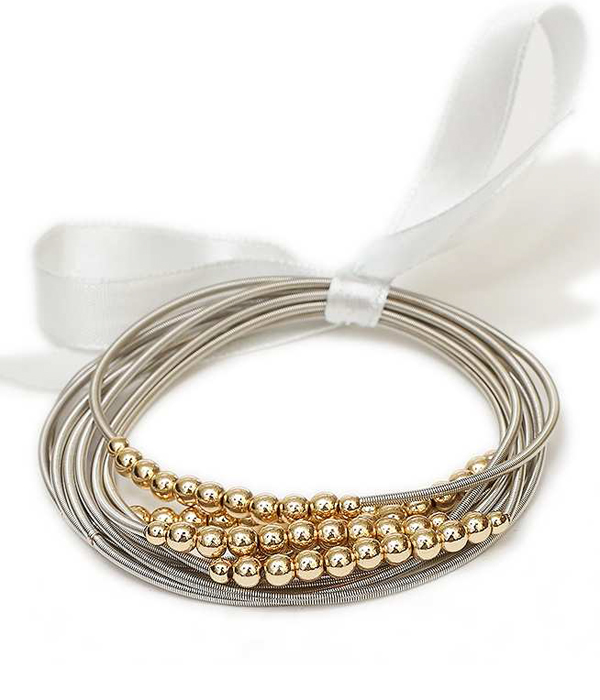 Multi spring wire and metal ball stackable stretch bracelet