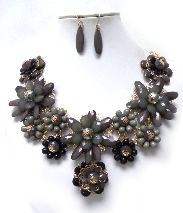 Chunky acrylic facet flower necklace set