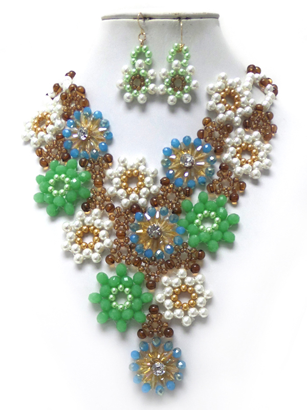 Handmade multi pearls and beads drop linked flowers necklace set
