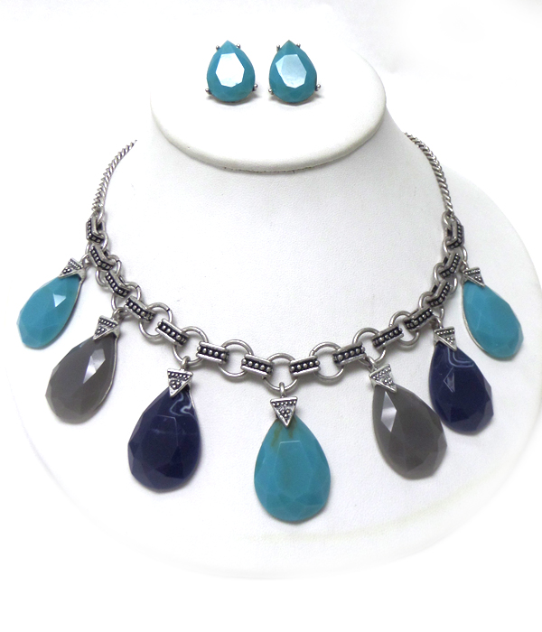 MULTI TEARDROP SHAPE STONES WITH TEXTURED METAL NECKLACE SET 