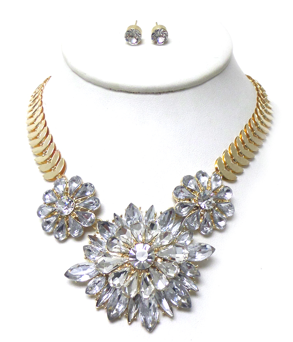 Three flower multi crystals necklace set