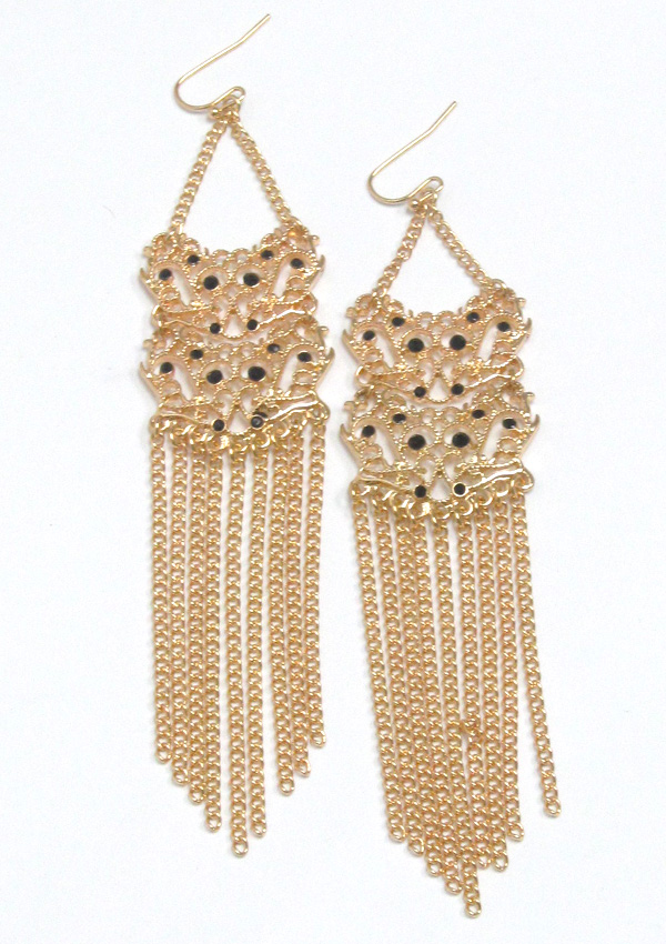 Metal filigree and chain drop earring