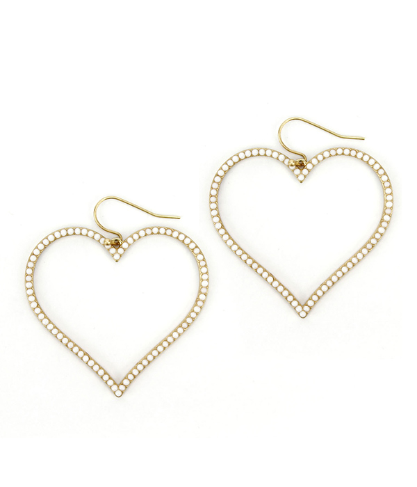 SEED BEADS HEART EARRING