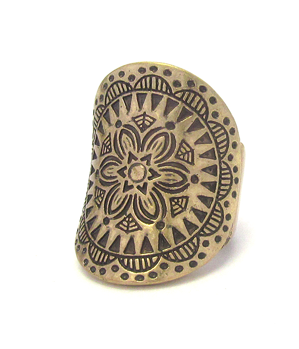 Aztec pattern stretch ring -western