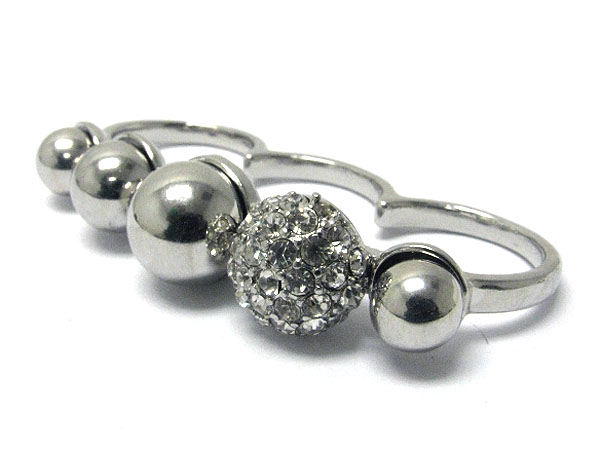 Crystal and metal ball three finger ring