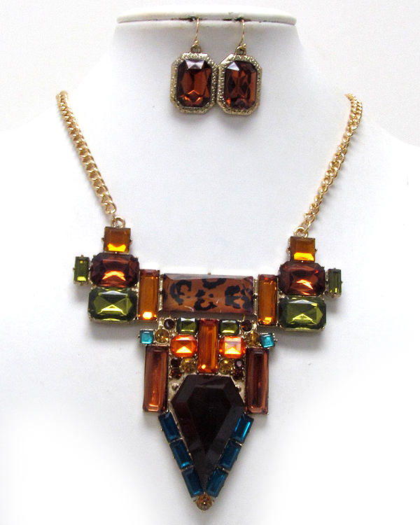Crystal and facet stone cocktail pendant necklace earrring set
